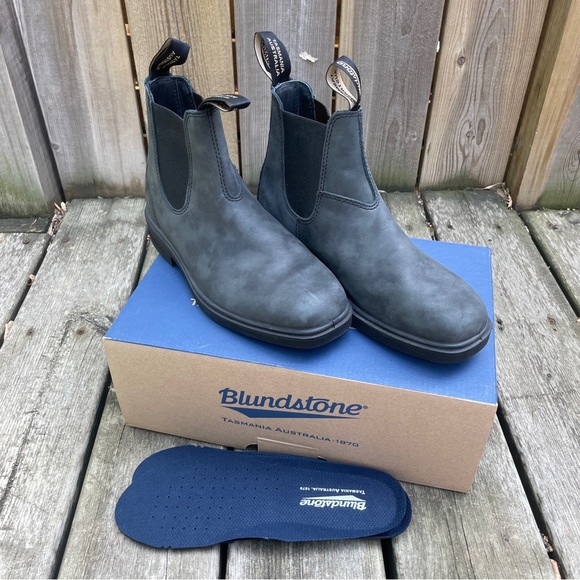 Blundstone 1308 Chisel Toe in Rustic Black - Picture 10 of 13